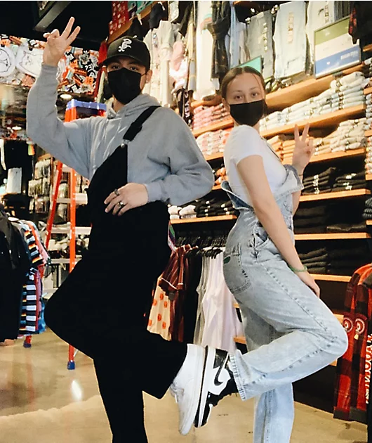 1482-empyre-suzie-light-wash-denim-overalls-9.webp Empyre Suzie Light Wash Denim Overalls