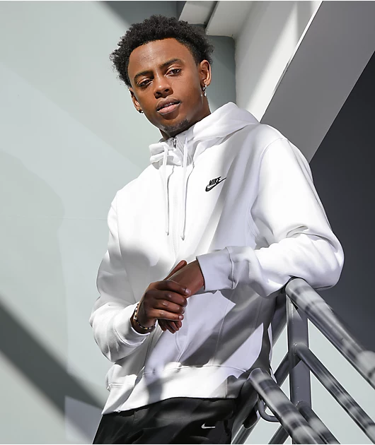 16899-nike-sportwear-club-white-zip-hoodie-4.webp Nike Sportwear Club White Zip Hoodie