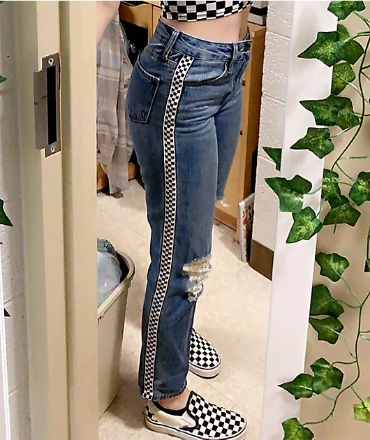 19-empyre-eileen-checkered-striped-light-wash-mom-jeans-5.webp Empyre Eileen Checkered Striped Light Wash Mom Jeans