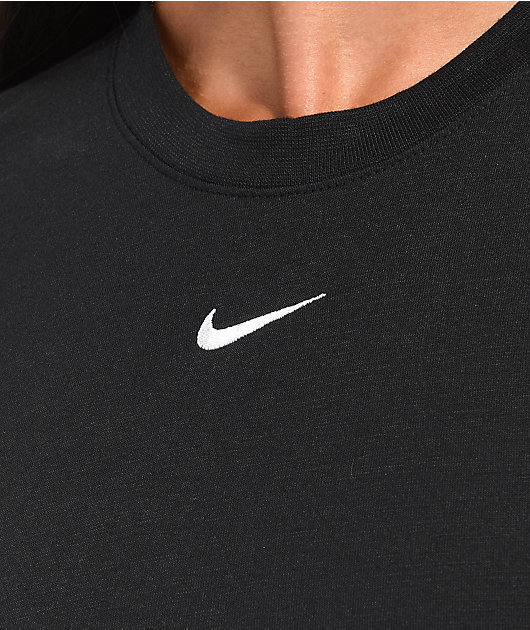 Nike Sportswear Essentials Black Crop T-Shirt