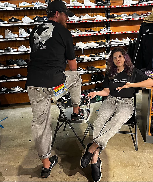 27648-primitive-x-tupac-praise-black-t-shirt-4.webp Primitive x Tupac Praise Black T-Shirt